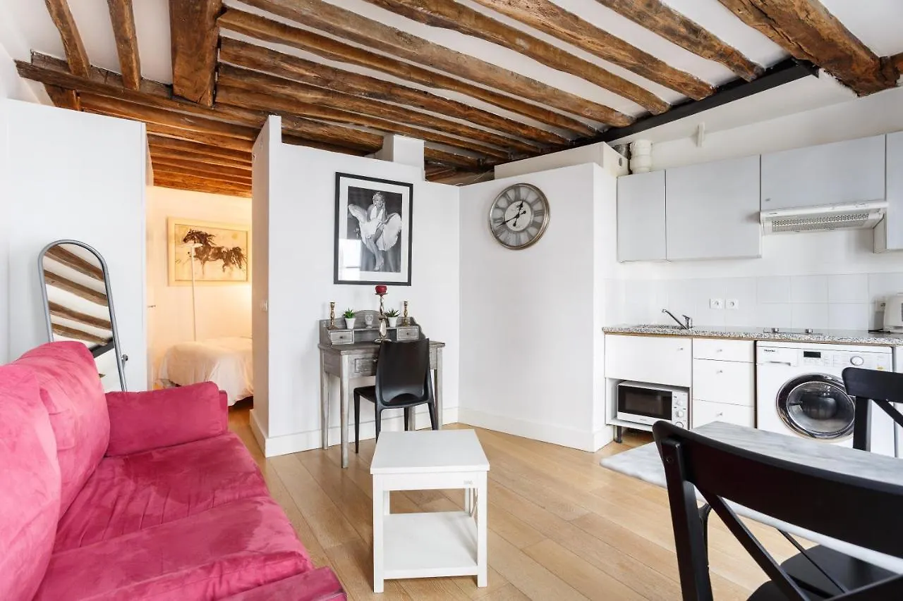 Top Opera Apartman *
