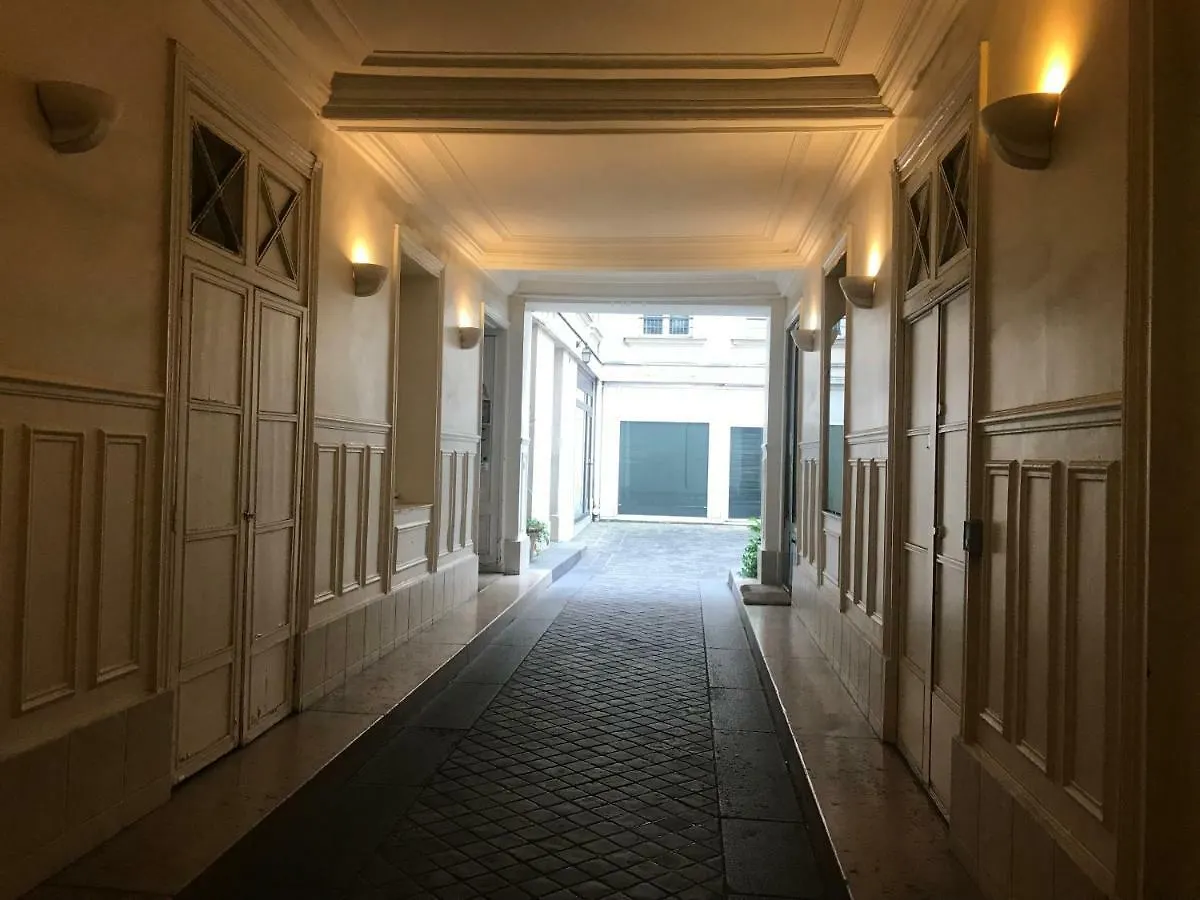 Top Opera Lejlighed *